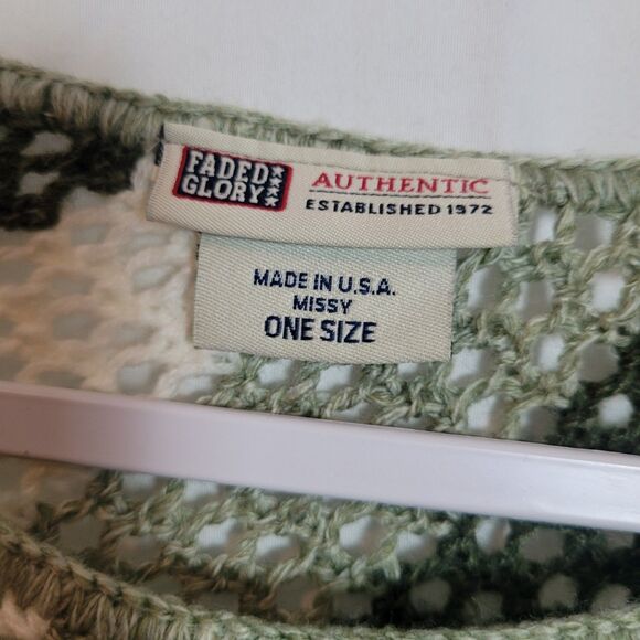 Vintage Boho Crochet Fringe Poncho One Size S-L Green Stripes Western USA Made - Picture 8 of 10